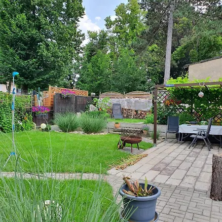 Apartment Ferienwohnung Mit Charme Neukieritzsch